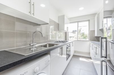 Pemberton Gardens, N19