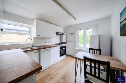 Kiver Road, N19