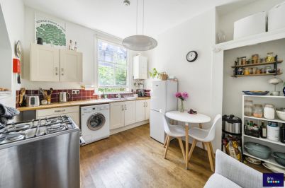 Hatchard Road, N19